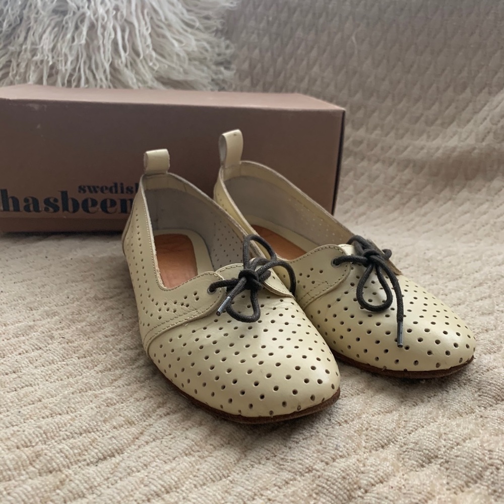 Swedish Hasneens Ballerina (ivory) size:37